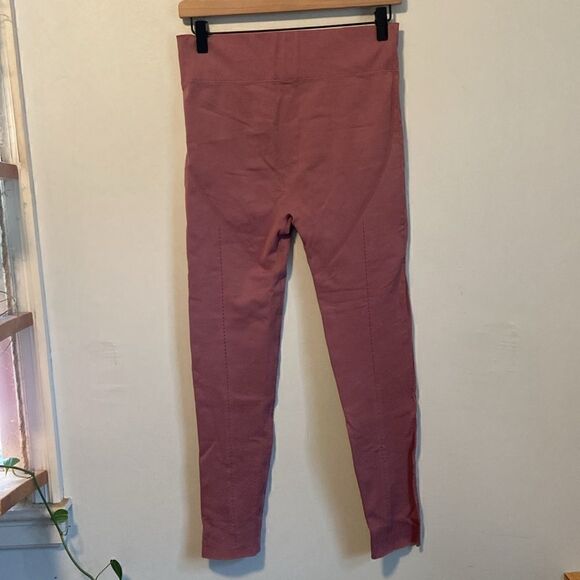 Fabletics Blush Pink High Waisted SculptKnit 7/8 Leggings Size Large - Picture 5 of 10